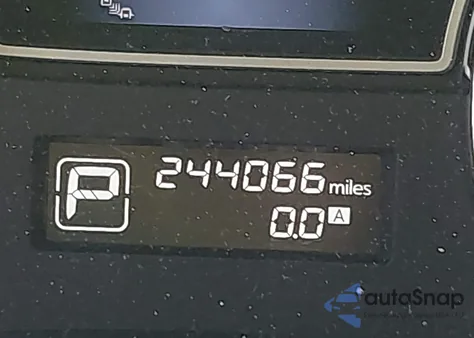 2015 Nissan Pathfinder Sl z USA, uszkodzony, nr VIN 5N1AR2MM2FC659834